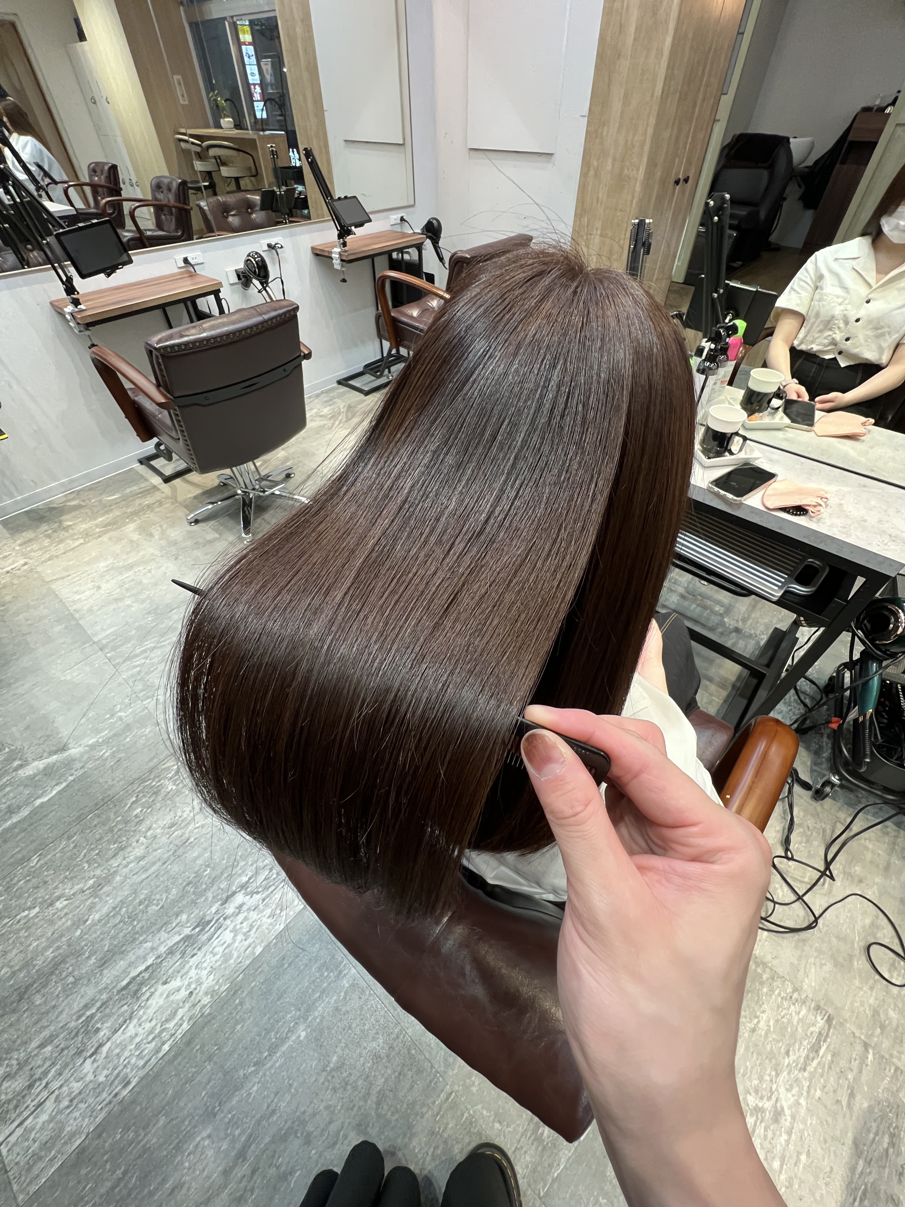 【 髪の毛の乾燥が気になる季節、解決します!】